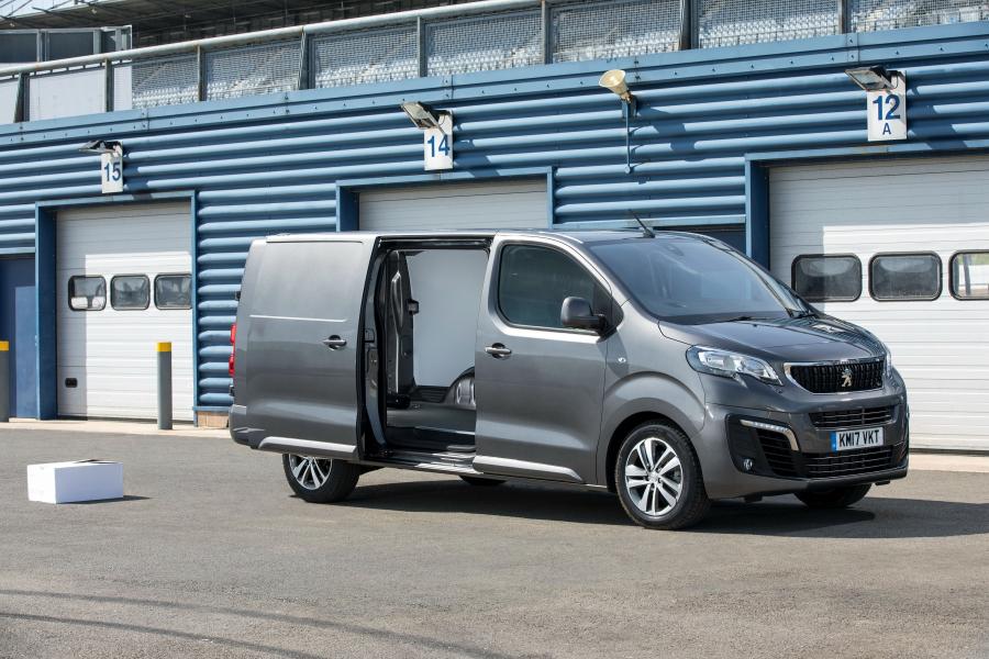  Peugeot Expert Long 2017 года  (UK) (фото 8 из 8)